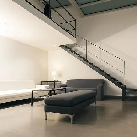 Apartament Dhomes - Loft In Duomo Mediolan